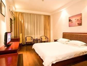 Super 8 Hotel Hangzhou Xiaoshan Airport Kan Shan Tonglu Номер фото
